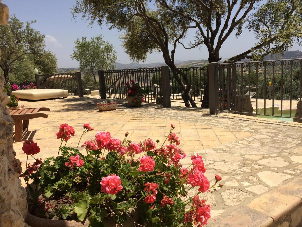 Agriturismo Roba Degli Ulivi Villa Agrigento Eksteriør billede